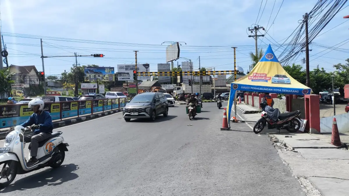Pemkot Semarang Perketat Jalur Prof Hamka, 50 Truk Berat Dicegah Melintas Tiap Hari