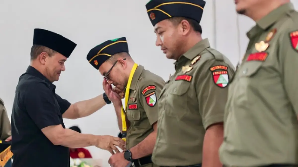Gubernur Jawa Tengah, Ahmad Luthfi, hadir dalam Kursus Banser Pimpinan (Susbanpim) Angkatan VIII di Pusdik Binmas Banyubiru, Kabupaten Semarang, Rabu (13/5/2026).
