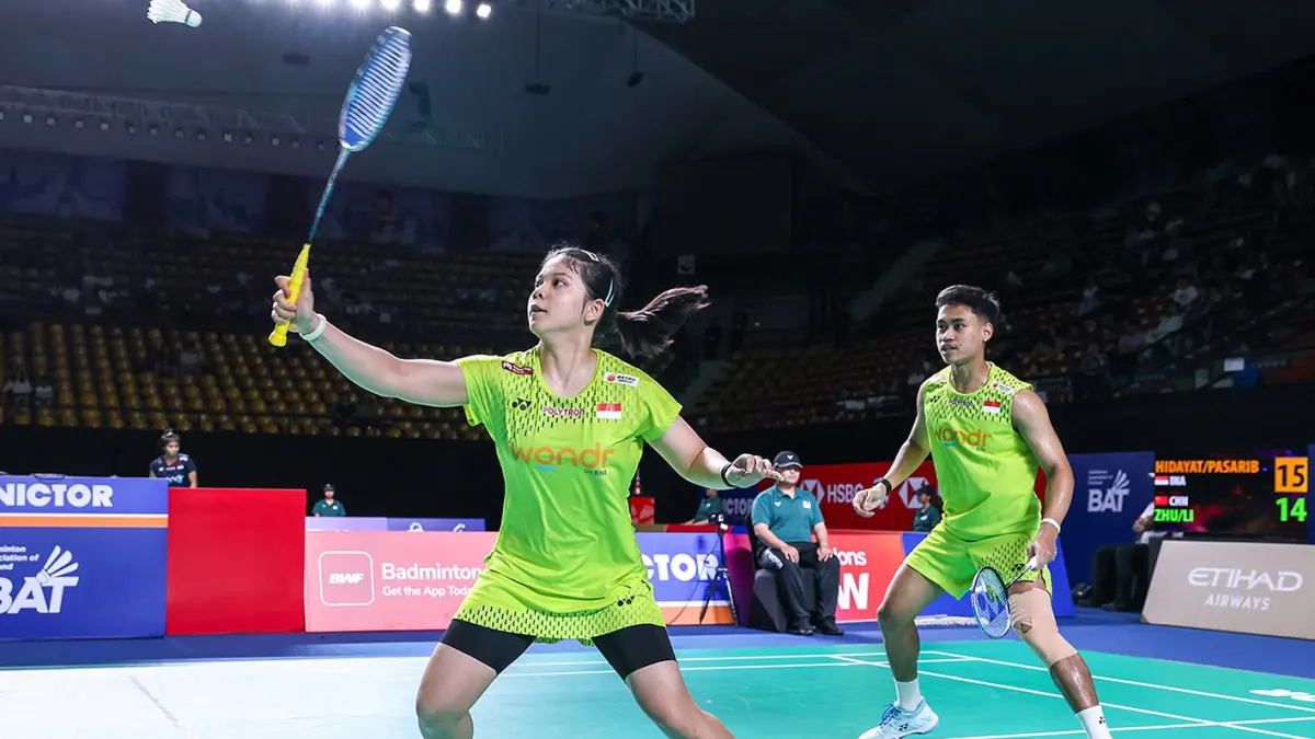 Jafar Hidayatullah/Felisha Alberta Nathaniel Pasaribu kalah dua gim langsung atas wakil China, Zhu Yi Jun/Li Qian dengan skor 18-21, 21-23.