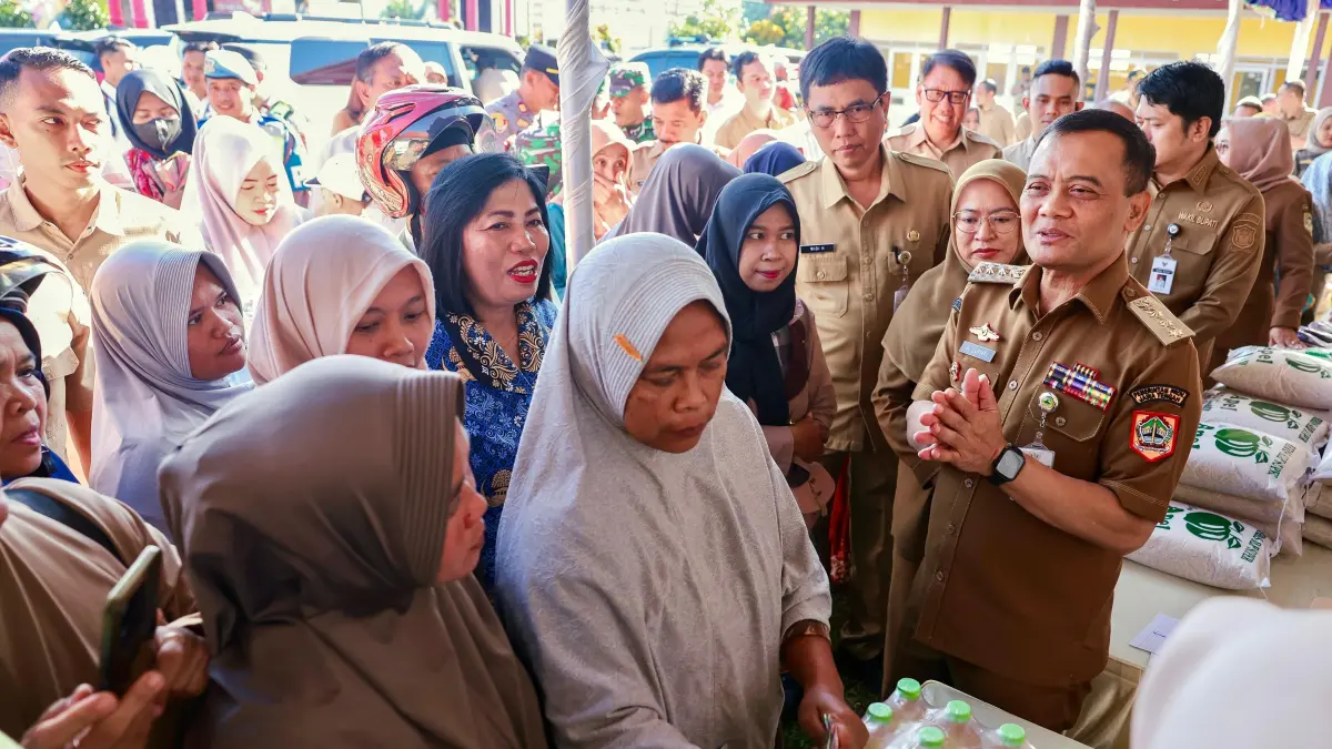 Gerakan Pangan Murah (GPM) yang digelar Pemerintah Provinsi Jawa Tengah hingga kini dirasakan langsung manfaatnya oleh masyarakat.