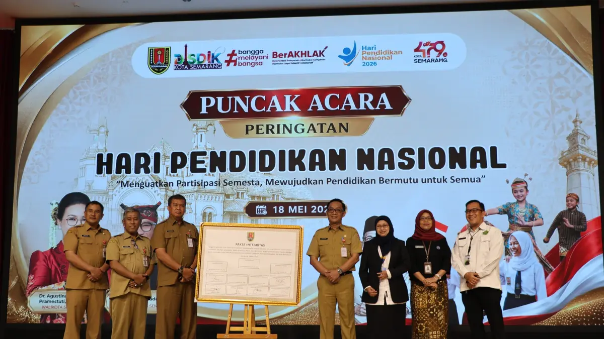 PAKTA INTEGRITAS : Kepala Disdik Kota Semarang, Mohammad Ahsan ketika meluncurkan SPMB Online 2026