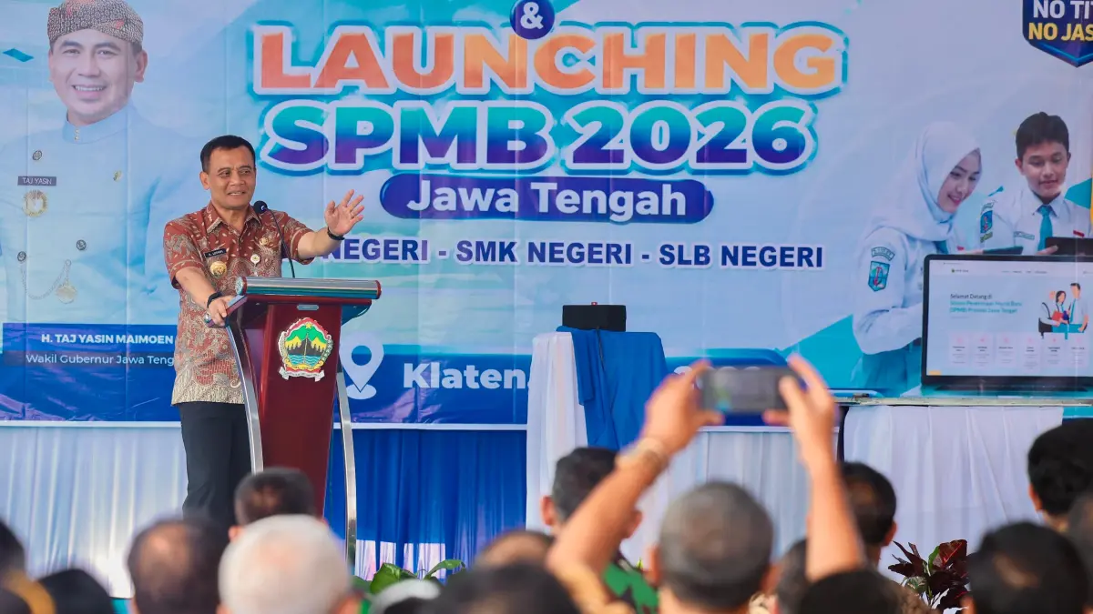  Gubernur Jawa Tengah Ahmad Luthfi resmi membuka Sistem Penerimaan Murid Baru (SPMB) jenjang SMA/SMK Negeri tahun ajaran 2026/2027 
