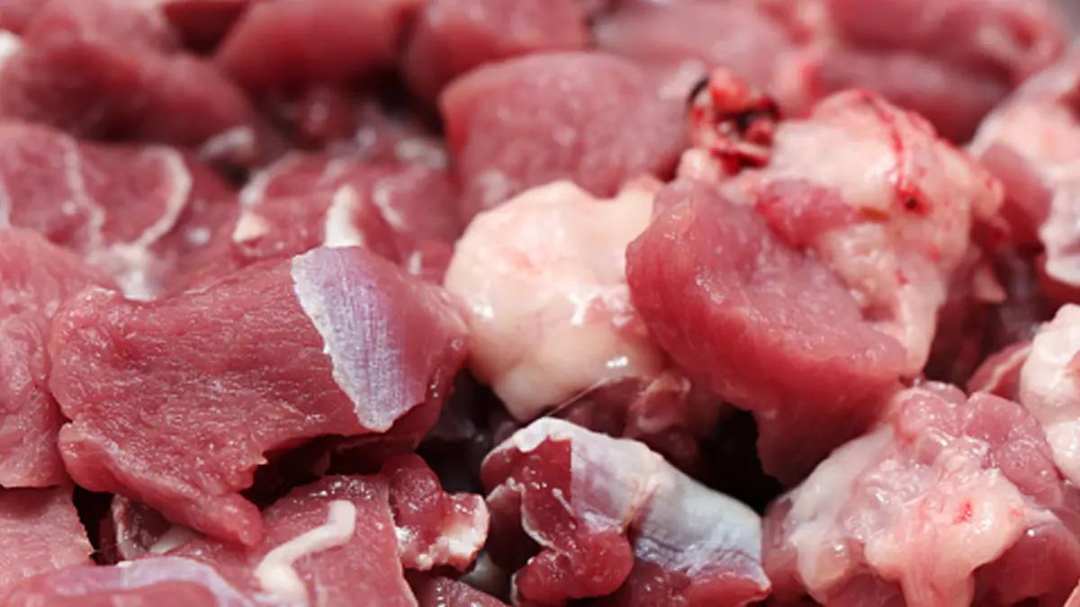 7 Cara Menghilangkan Bau Prengus Daging Kambing dengan Mudah Saat Idul Adha 2026
