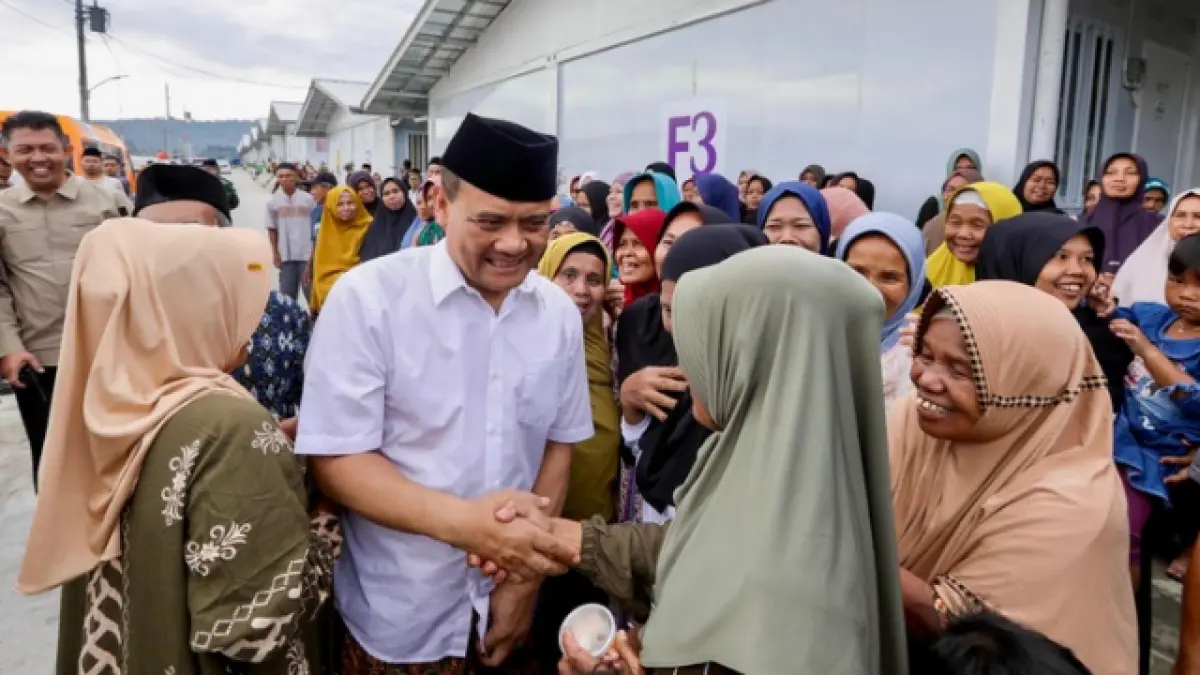 Gubernur Jawa Tengah, Ahmad Luthfi, memastikan warga terdampak bencana tanah gerak di Kabupaten Tegal mendapatkan tempat tinggal yang layak selama masa pemulihan.