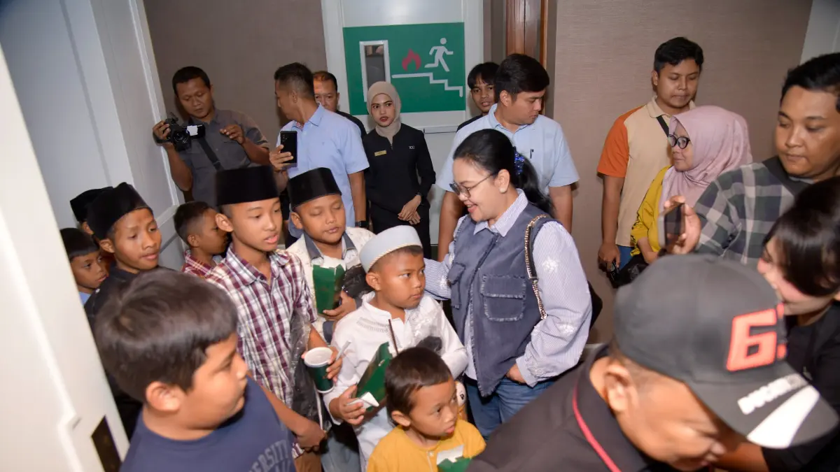 Ajak Anak-anak Yatim Nobar Children of Heaven, Wali kota Agustina Hadirkan Kebahagiaan dan Semangat untuk Meraih Mimpi