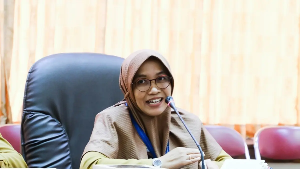 Kepala Dinas Kesehatan Istikomah dalam forum komunikasi pemangku kepentingan, optimalisasi program JKN. (PUPUT PUSPITASARI/JAWA POS RADAR SEMARANG)&nbsp;
