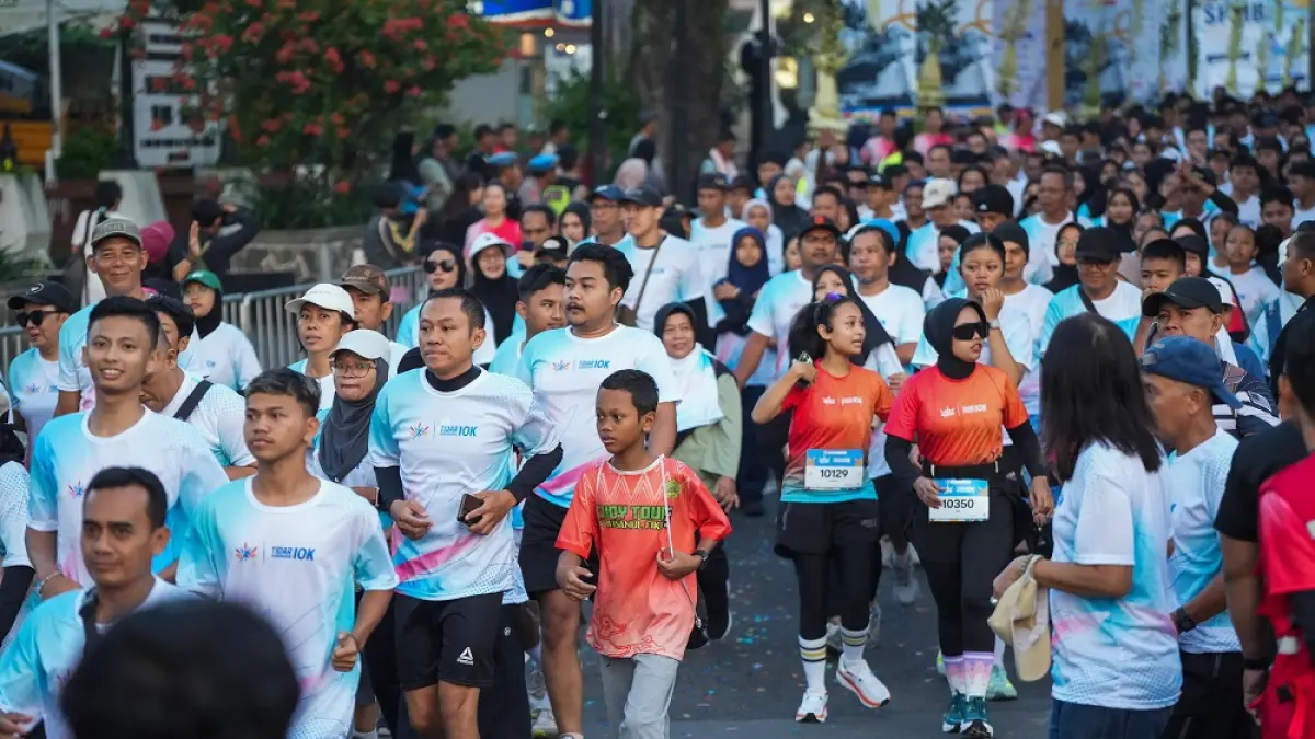 Ribuan peserta meriahkan Tidar Borobudur 10K yang diselenggarakan RSUD Tidar Kota Magelang, Minggu (24/5/2026).