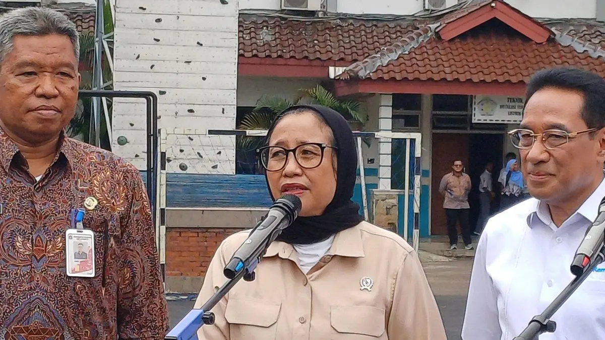 Nanik S Deyang 