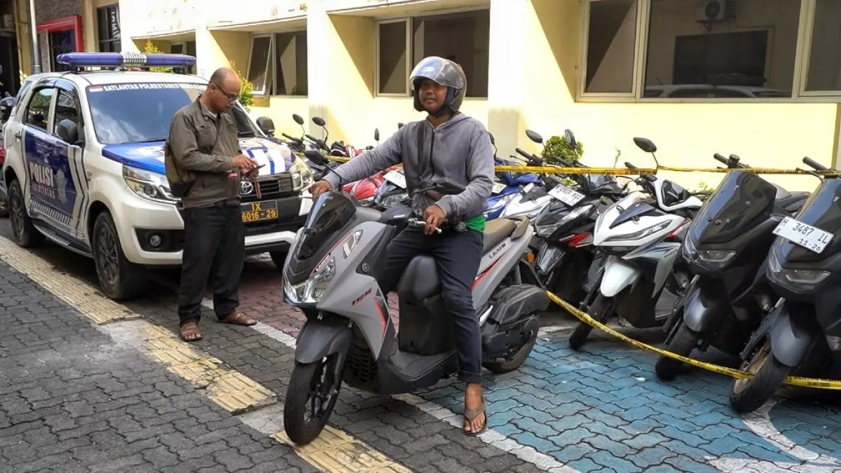 Salah satu korban atau pemilik sah telah mengambil barang bukti sepeda motor tanpa dipungut biaya di Polrestabes Semarang 