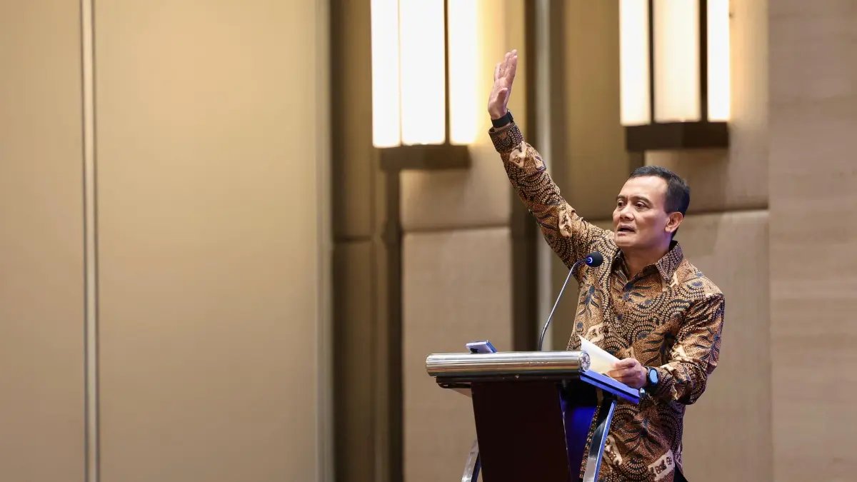 Ahmad Luthfi menekankan, jalan rusak menjadi persoalan prioritas yang mesti segera diselesaikan