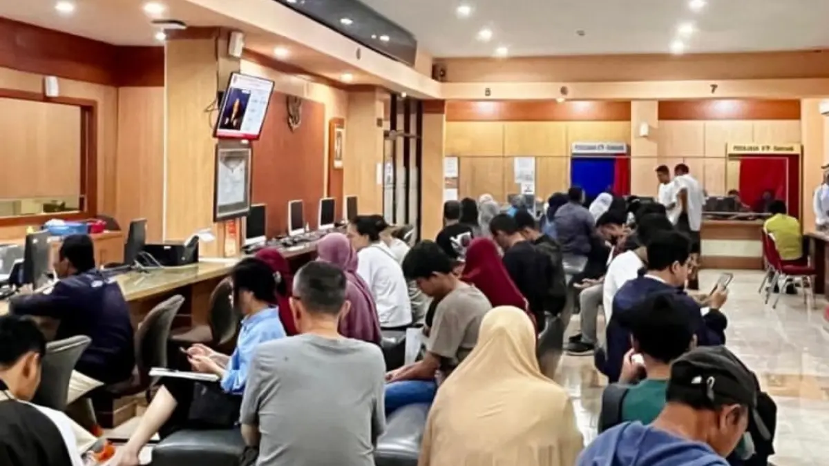 Ilustrasi Pelayanan Kependudukan di Kantor Disdukcapil Kota Semarang