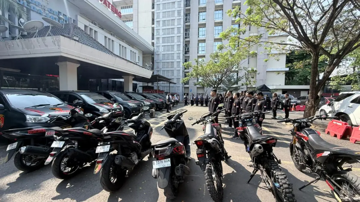 Sarana kendaraan dan personil Ditreskrimum Polda Jateng yang dilibatkan dalam tim Unit Reaksi Cepat 