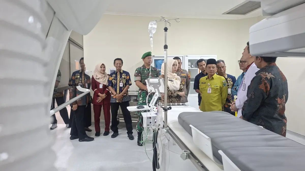 Bupati Demak dr Eisti