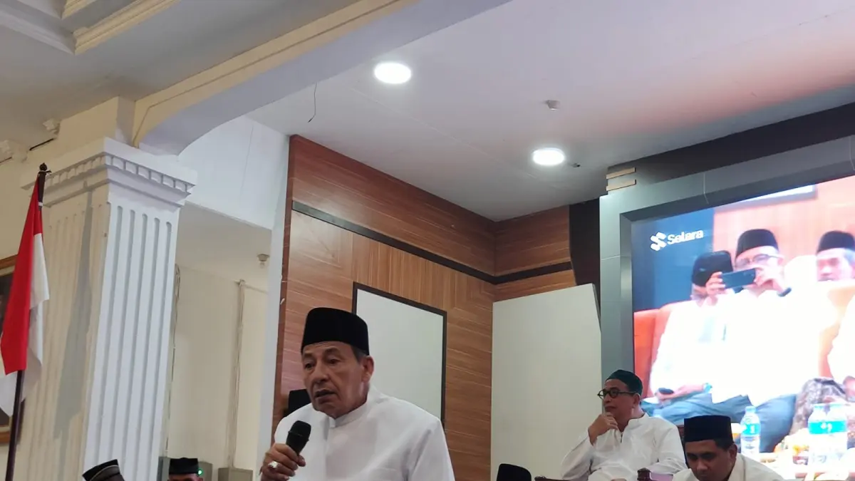 Rais Aam dan Ketua Umum Pengurus Besar JATMA Aswaja Habib Muhammad Luthfi bin Ali bin Yahya ketika memberikan mauidzah hasanah di depan ratusan jamaah Annitho Aswaja.