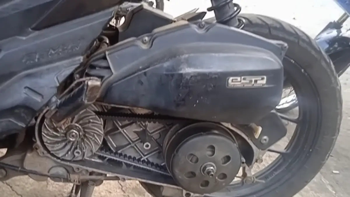 Ilustrasi :Kondisi mesin motor matic akan mengalami penurunan performa salah satunya karena kebiasaan remeh pemiliknya. (Jawa Pos)
