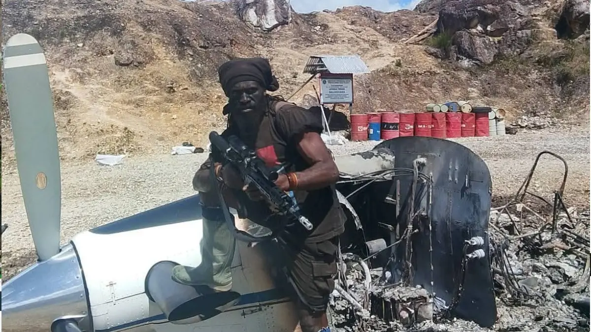 TPNPB) mengklaim telah menembak seorang pilot warga negara Amerika Serikat serta membakar sebuah pesawat sipil di Kampung Balinggama, Distrik Sobaham, Kabupaten Yahukimo, Papua Pegunungan, Kamis (2/7/2026). (FB : Bongky Lepi)