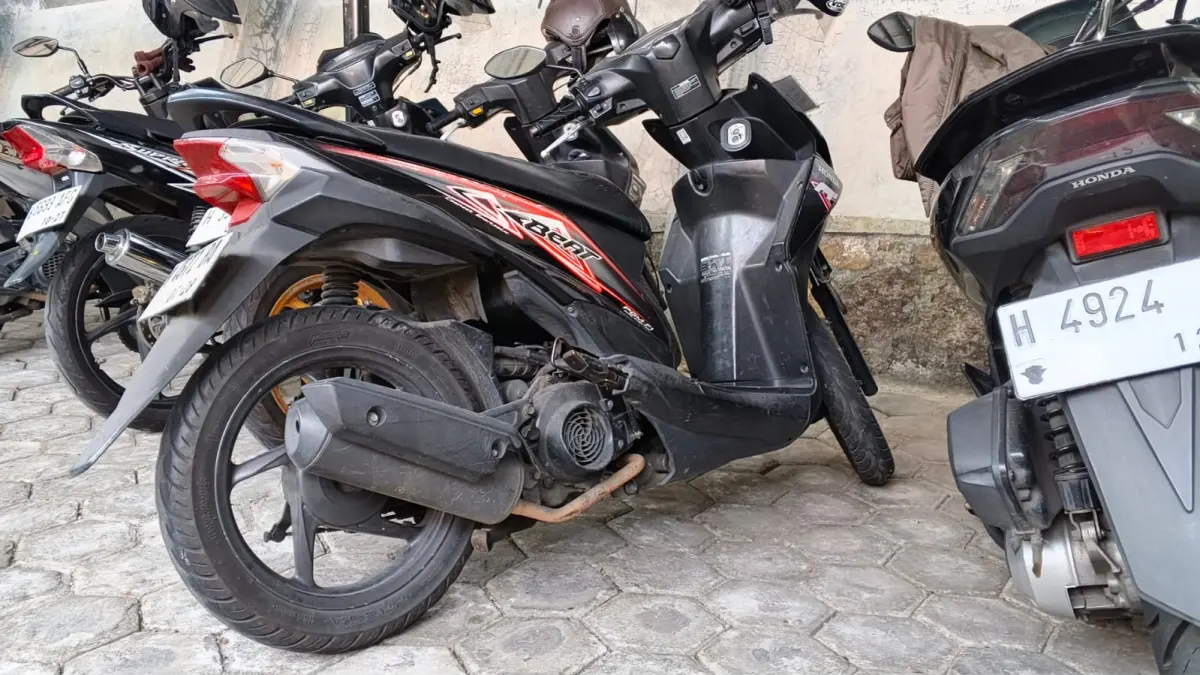 Honda Beat dijuluki "motor sejuta umat" karena menawarkan desain kompak, mesin hemat bahan bakar, serta nilai jual kembali yang tetap tinggi di pasar motor bekas. (Sulistiono)