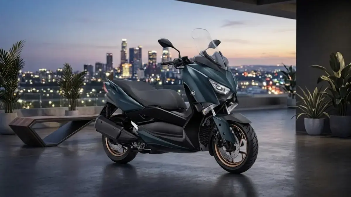 Yamaha XMAX menjadi salah satu pilihan pecinta otomotif,sebagai salah satu motor touring terbaik. (Jawa Pos)