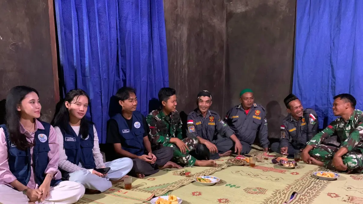 Sinergi antara TNI, satlinmas dan mahasiswa di Cukil