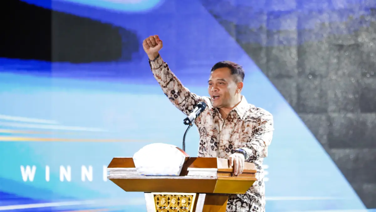  Gubernur Jawa Tengah, Ahmad Luthfi, menerima penghargaan Impactful Regional Leadership 