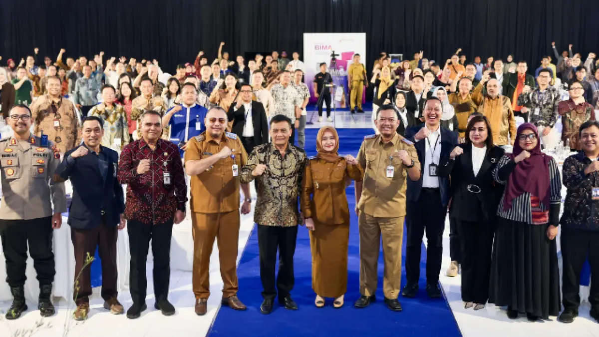 Gubernur Ahmad Luthfi membuka Tegal Business Forum 2026 di Shangri-la Land Convention Hall, Kota Tegal, Selasa (21/7/2026).