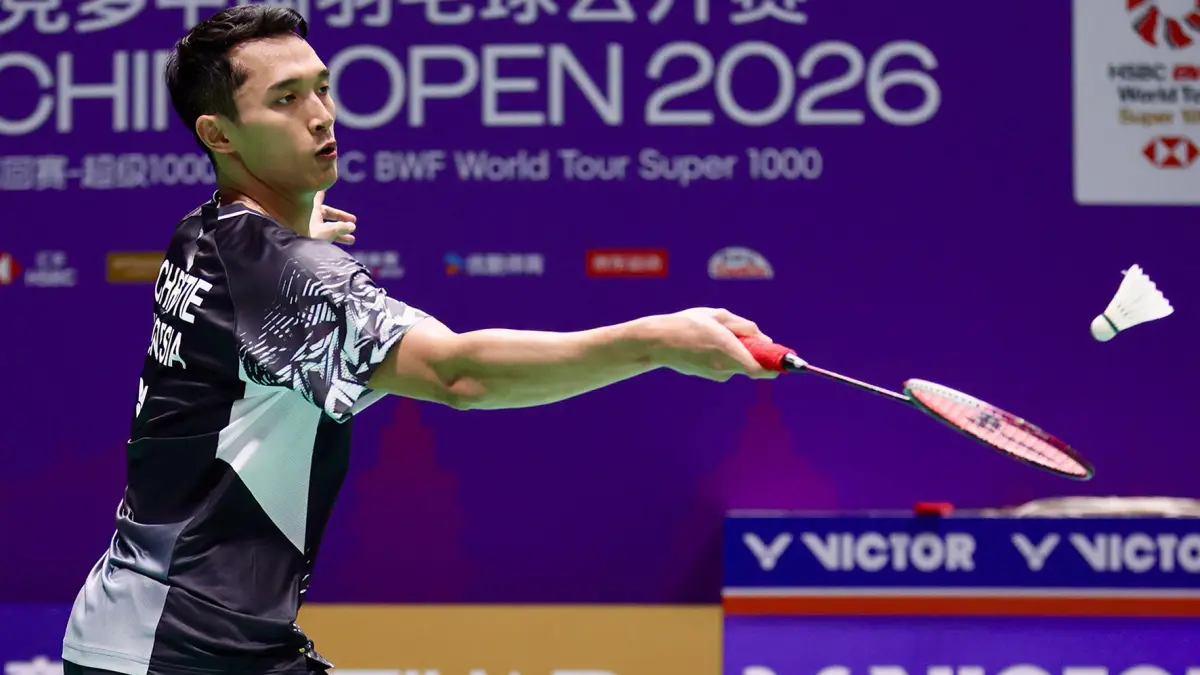 Unggulan keempat Jonatan Christie melangkah ke babak kedua China Open 2026 setelah mengandaskan wakil Jepang, Yudai Okimoto lewat pertarungan tiga gim 21-17, 6-21, 21-13.