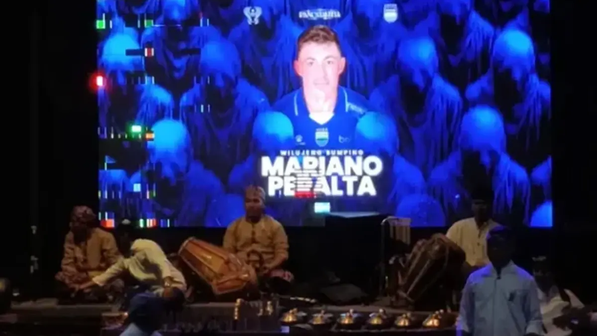 Antusiasme publik terhadap Mariano Peralta memang sangat tinggi. 