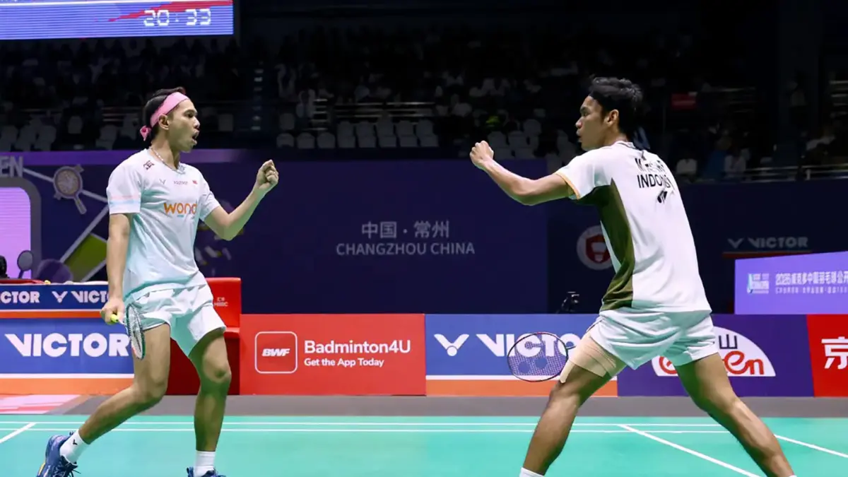 Fajar Alfian/Muhammad Shohibul Fikri back to back juara usai mengalahkan Kim Won Ho/Seo Seung Jae dengan skor 16-21, 21-19, 21-19 di partai final China Open 2026.