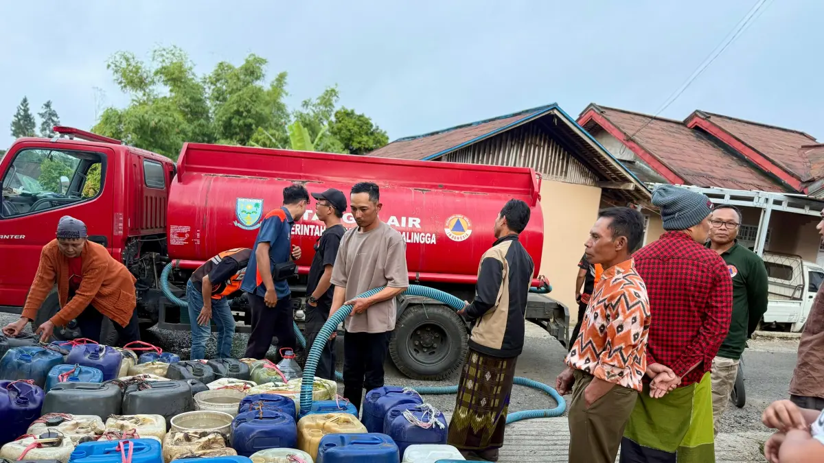 bantuan air bersih dari Pemerintah Provinsi Jawa Tengah telah menjangkau 61.139 kepala keluarga atau 184.643 jiwa (ist)