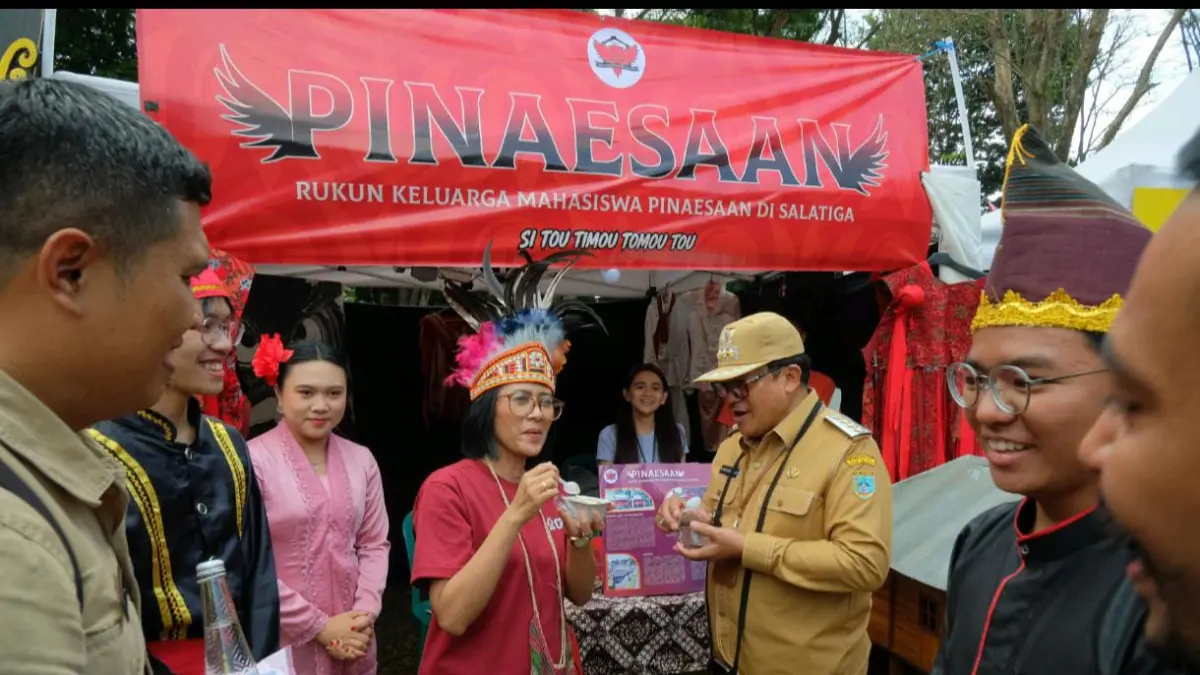 Rektor UKSW bersama wali kota Salatiga dalam IICF