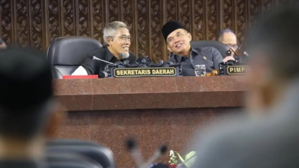 Sumarno usai mewakili Gubernur Jateng Ahmad Luthfi dalam Rapat Paripurna DPRD Jateng di Gedung Berlian, Semarang, Kamis, 30 Juli 2026.