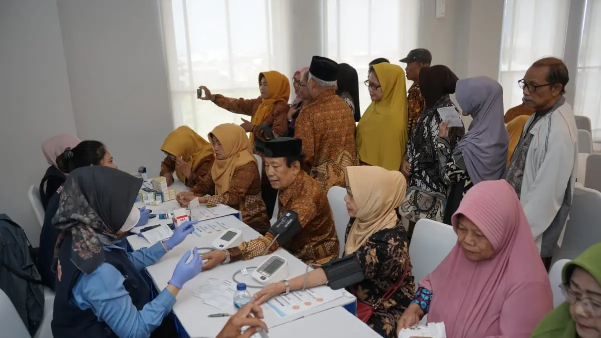 Kegiatan Apresiasi Nasabah Pensiunan yang berlangsung meriah di BRI BO Semarang Pattimura. Kegiatan ini dibuka secara resmi oleh Nurrohmi Handayani Regional Bussiness Support Head BRI Region 10 Semarang.
