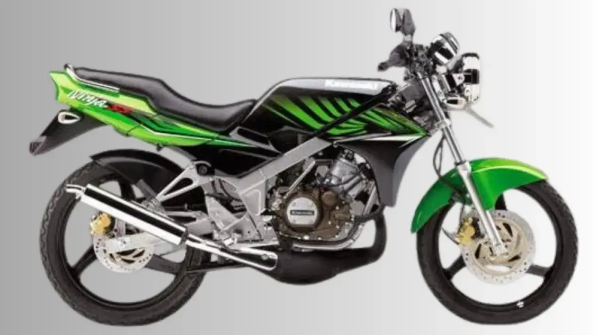 Kawasaki Ninja lawas yang belum di modifikasi. (Jawa Pos)