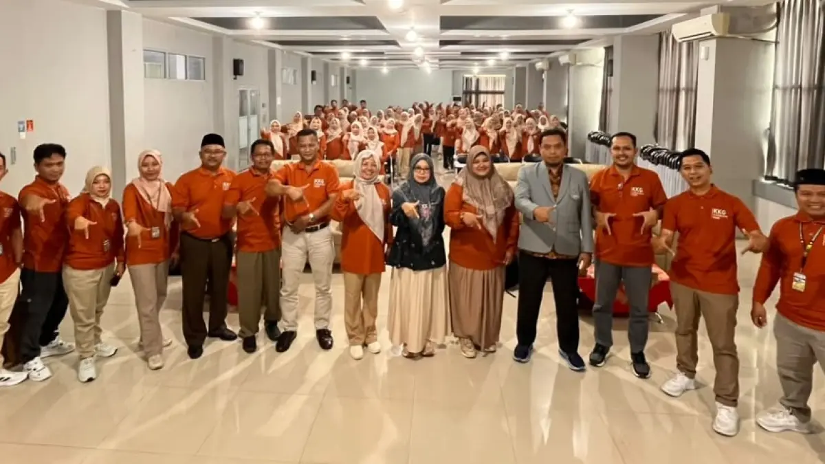 Kelompok Kerja Guru (KKG) Guru Kelas Korwilcam Bidang Pendidikan Kecamatan Dawe mengikuti pelatihan 7 Jurus BK Hebat yang berlangsung di Gedung J Lantai 5 UMK, Kamis (6/8/2026).