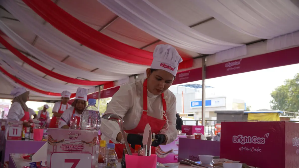 Sebanyak 40 finalis berkreasi dalam mengolah hidangan khas Indonesia dalam gelaran Bright Gas Cooking Competition (BGCC) 2026 tingkat regional di Kota Tegal, yang diselenggarakan PT Pertamina Patra Niaga, Sabtu (8/8).