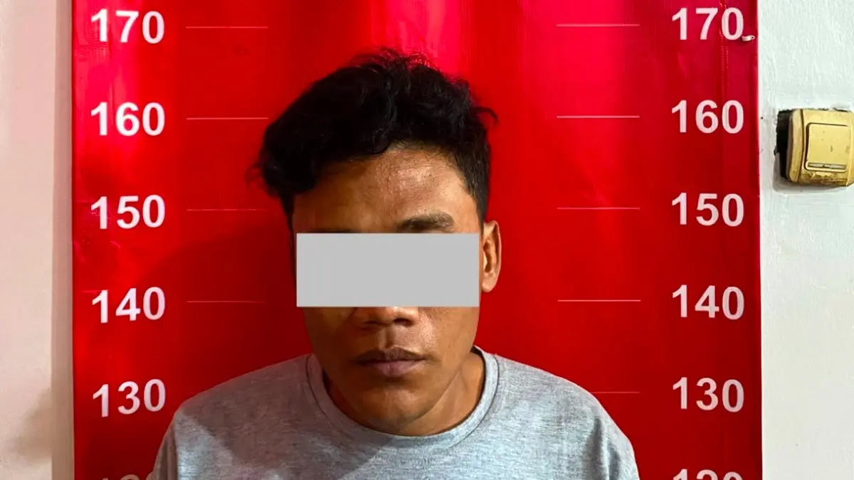 Tampang tersangka UA pengedar narkoba di Tembalang diringkus anggota Ditresnarkoba Polda Jateng 