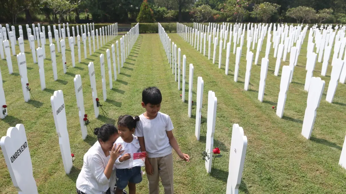 Suasana Peringatan 81 tahun berakhirnya Perang Dunia II di Erevald Kalibanteng, Kota Semarang, Sabtu (15/8/2026). (NUR CHAMIM/JAWA POS RADAR SEMARANG)