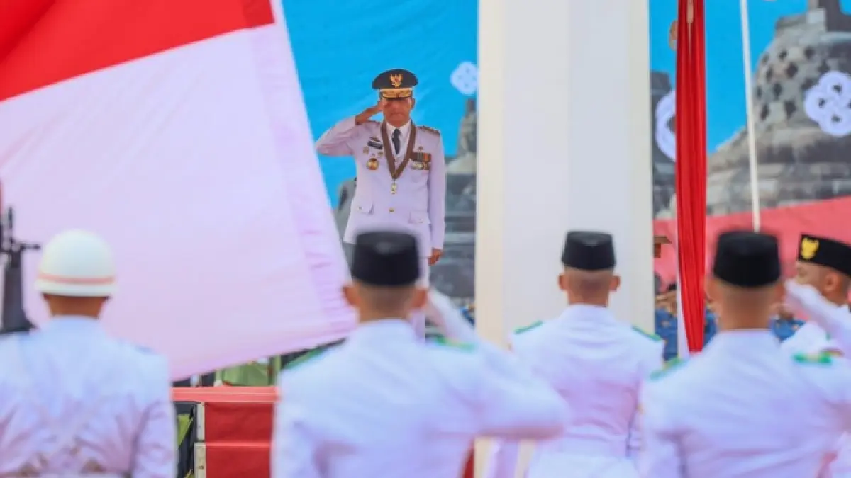 Gubernur Ahmad Luthfi menjadi Inspektur Upacara Peringatan HUT ke-81 Kemerdekaan Republik Indonesia di Lapangan Pancasila, Kota Semarang, Senin (17/8/2026).