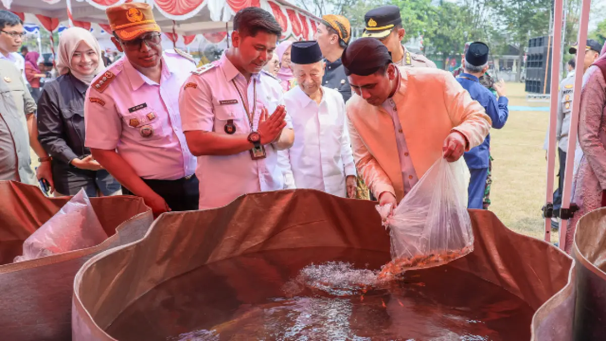 Pilot Project Desa/Kelurahan Mandiri Sejahtera Berbasis Pemberdayaan Pemuda  diluncurkan Wakil Gubernur Jawa Tengah Taj Yasin Maimoen, mewakili Gubernur Ahmad Luthfi, di Kelurahan Semanggi, Kecamatan Pasar Kliwon, Kota Surakarta, pada rangkaian Peringatan Hari Jadi ke-81 Provinsi Jawa Tengah, Rabu, 19 Agustus 2026.&nbsp;&nbsp;