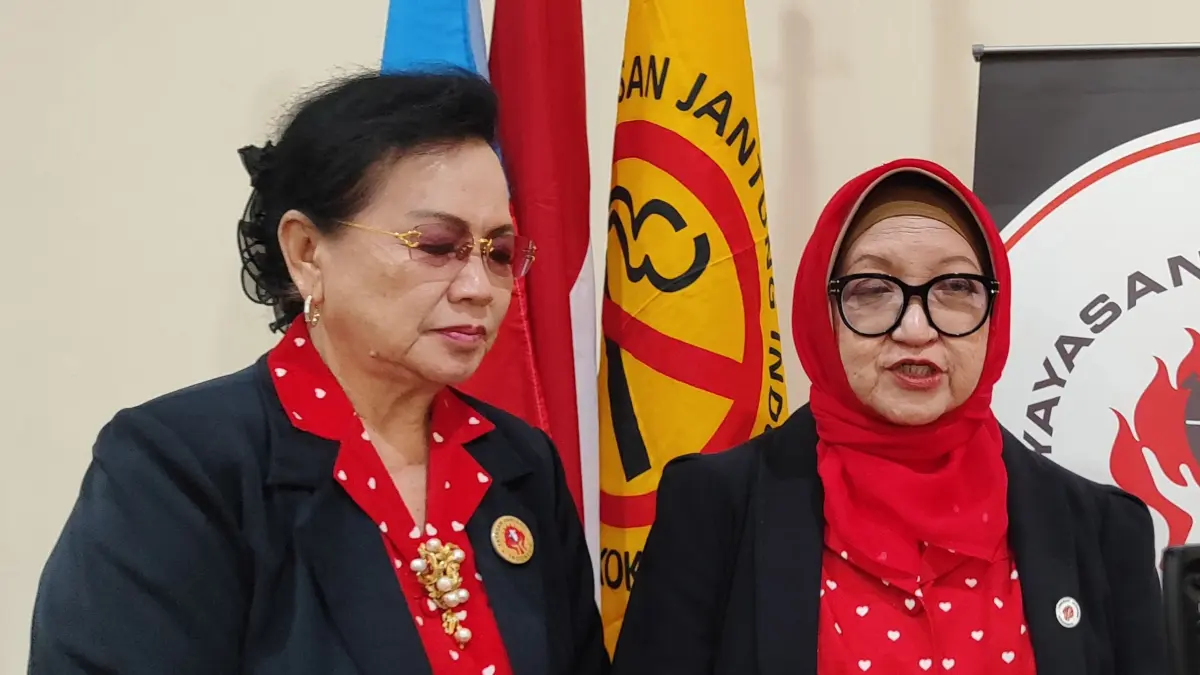 Pembina YJI Jateng Sri Lestari Sudiro dan Ketua YJI Jateng Dyah Anggraeni (kiri-kanan)
