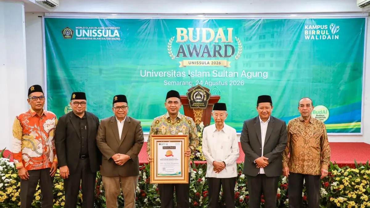 Wakil Gubernur Jawa Tengah Taj Yasin Maimoen menerima penghargaan Budaya Akademik Islami (Budai) Award 2026 dari Universitas Islam Sultan Agung (Unissula) Semarang, Senin, 24 Agustus 2026.&nbsp;
