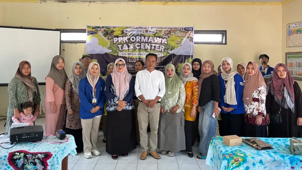 Program Pojok Literasi Menuju Desa Cerdas berlangsung selama empat bulan ini dipimpin oleh Andini Anggun Rahmawati dengan pendampingan Yenny Ernitawati, S.E., M.M., Ak.