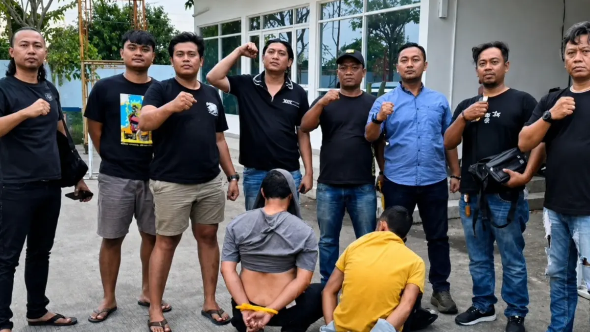 Dua pelaku pengedar dan pencetak uang palsu ditangkap anggota gabungan Polsek Ngaliyan dan DitresKrimum Polda Jateng 