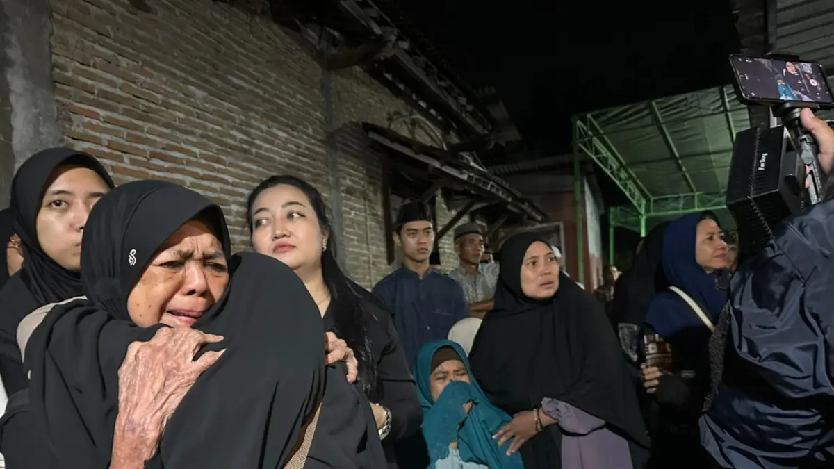 Suasana rumah duka Mozza Axillia Gunarsa di RT 4 RW 1 Dusun Gebungan Desa Gebungan Kecamatan Bergas Kabupaten Semarang.