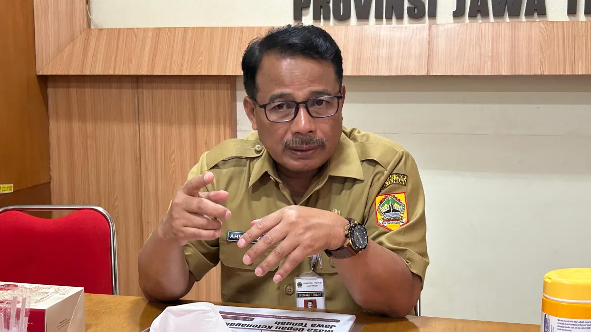 Kepala Disnakertrans Jateng Ahmad Aziz.