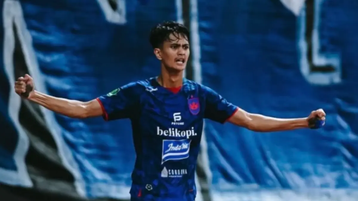Lorensius Sabda, winger PSIS Semarang, menjadi sorotan setelah mencetak gol kemenangan atas PSPS Pekanbaru. Nilai pasarnya kini tercatat Rp1,3 miliar. (ist)