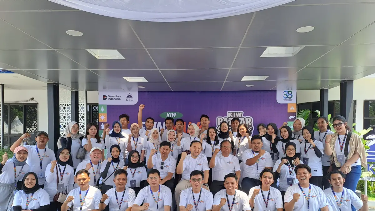 Sambut HUT ke-38, PT KIW Gelar Bazaar Sembako Murah dan Fun Walk