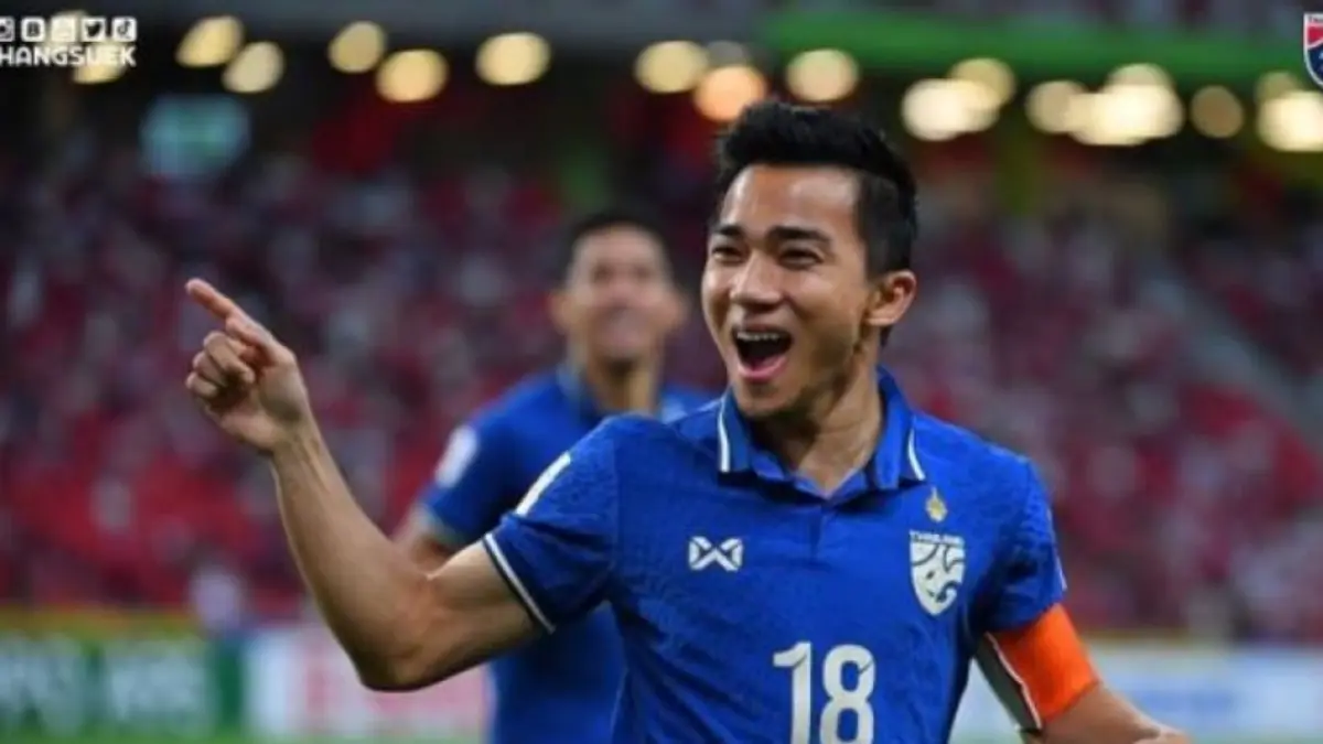 Chanathip Songkrasin, yang dijuluki Mesi Thailand siap menggebrak lawan-lawannya di FIFA ASEAN Cup 2026. (ist)