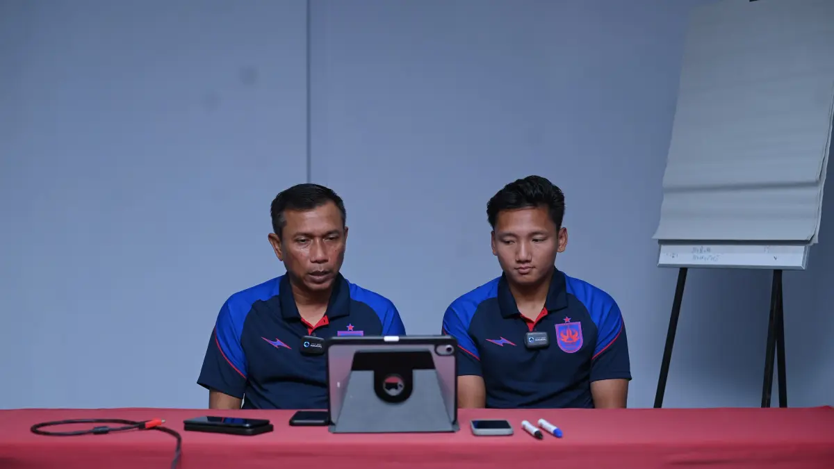 Pelatih PSIS Semarang Widodo C Putro bersama Syahrian Abimanyu.