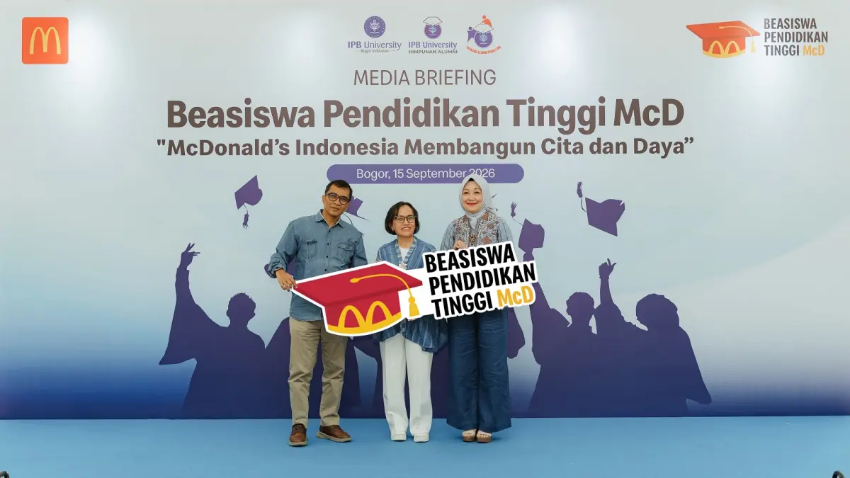 Sebagai langkah awal, McDonald’s Indonesia menggandeng Yayasan Alumni Peduli IPB (YAPI) untuk memberikan dukungan bagi 35 mahasiswa baru IPB University dari keluarga dengan keterbatasan ekonomi. Kolaborasi ini berangkat dari kesamaan komitmen dalam membuka akses pendidikan inklusif. (Istimewa)